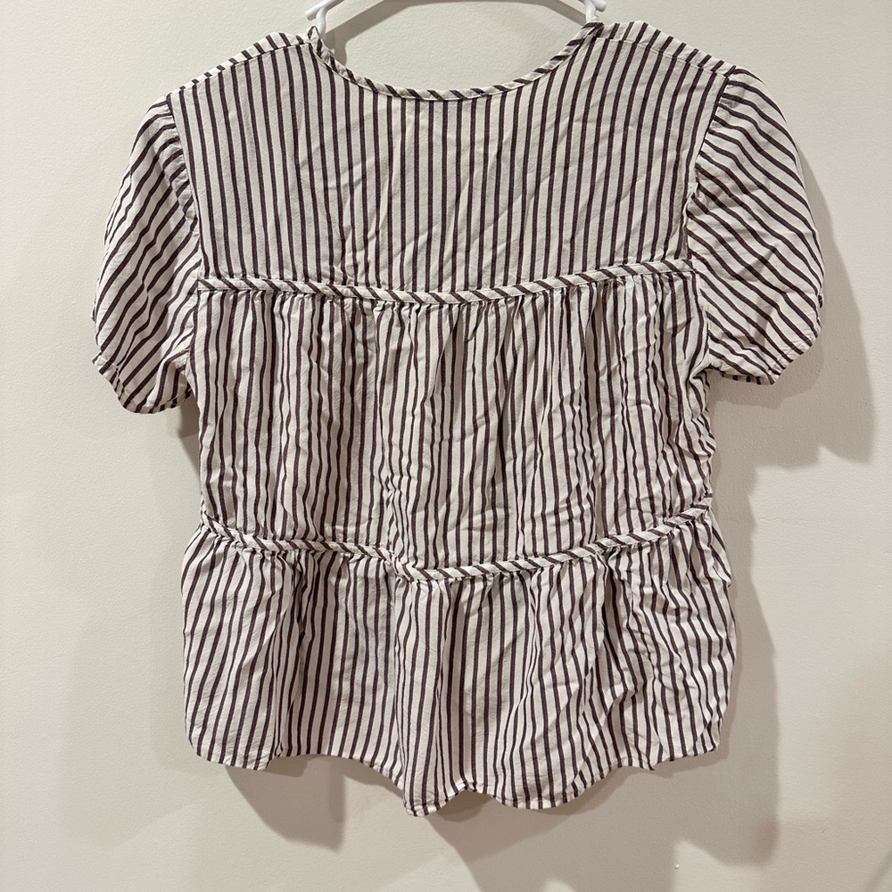 Madewell Black and White Tiered Short Sleeve Blouse - Picture 5 of 7